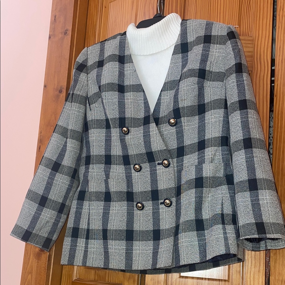 Double-Breasted Plaid Blazer - Gray/Navy